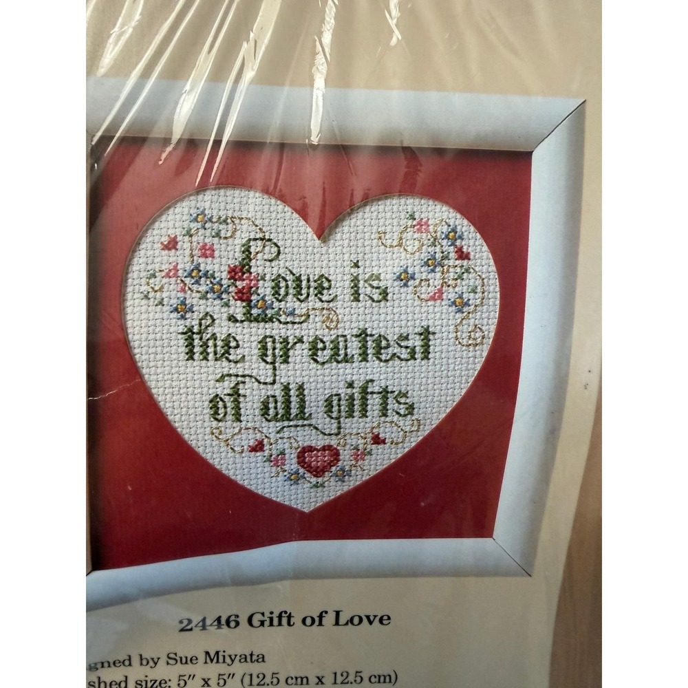 VTG The Creative Circle Cross Stitch Kit 2446 Gift of Love Red Heart Embroidery